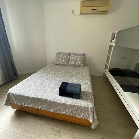 Homestay Cazare La Eforie Sud ,camera Jad De 4 Persoane Eforie Sud (Constanta)